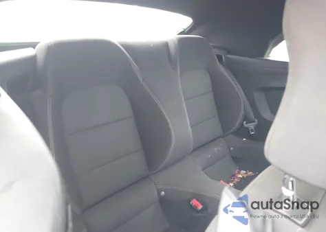 2016 Ford Mustang V6 from USA, damaged, VIN 1FATP8EM4G5323988